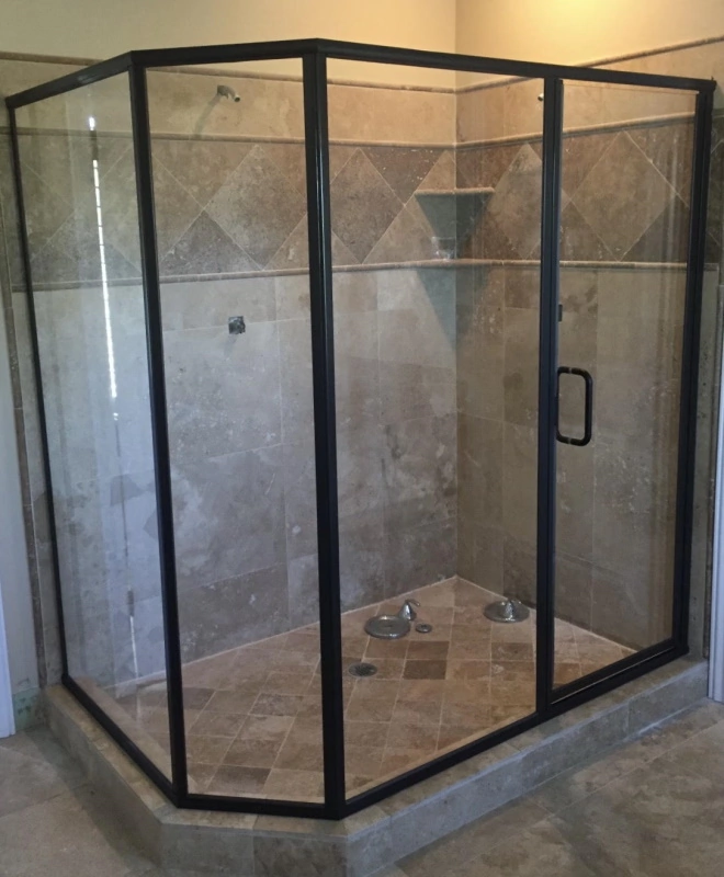 Sixth example of a semi-frameless shower door.